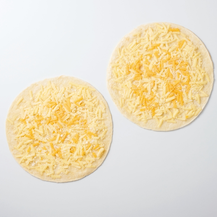 薄焼きピザ（５種のチーズ）