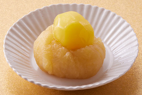 画像：りんごきんとん（栗甘露煮）